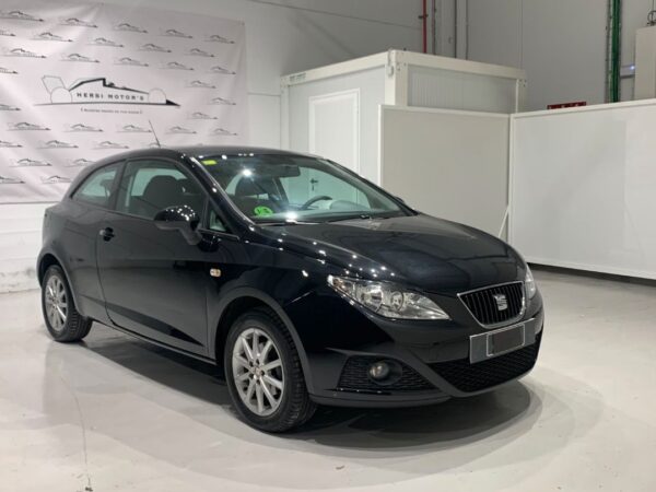 SEAT Ibiza ST 1.4 16v 85cv Style 2011 - Imagen 3