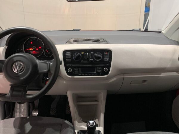 VOLKSWAGEN UP! - Imagen 18