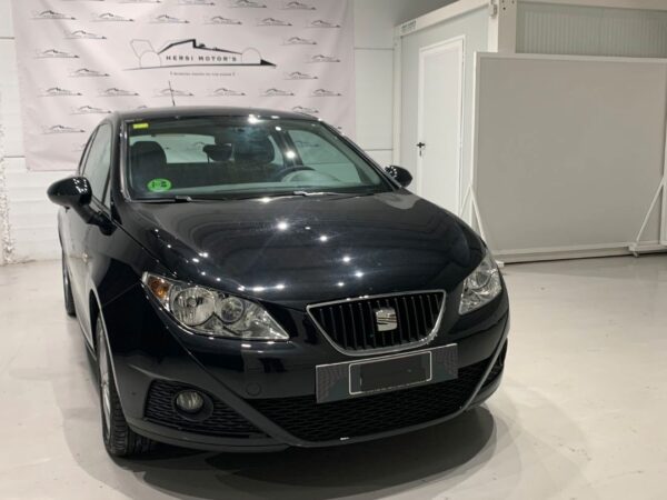 SEAT Ibiza ST 1.4 16v 85cv Style 2011 - Imagen 4